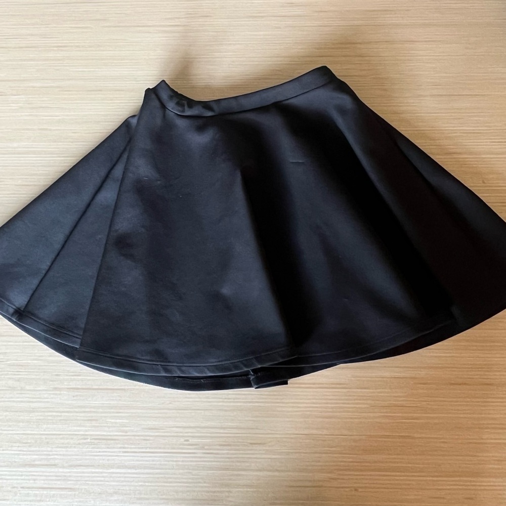 Elegant Black Women's Skirt